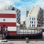 Top Quality 1-Bed W Balcony